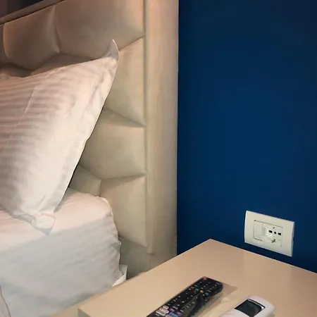 Luxury & Apartment