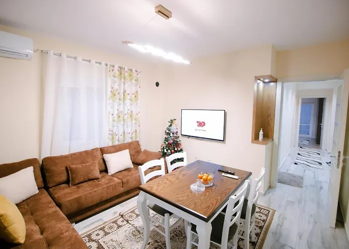Luxury & Lägenhet Korça
